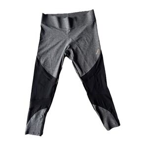 Victoria Secret Pink Ultimate Leggings Women's Black / gray / mesh‎ Size Medium